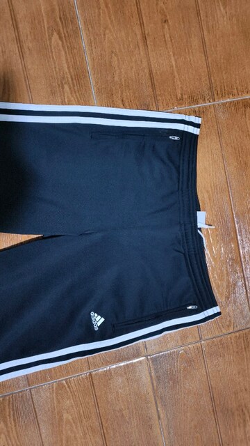 #Kadın eşofman.#Adidas orijinal...Ayak ucunda çok ufak ezilme,