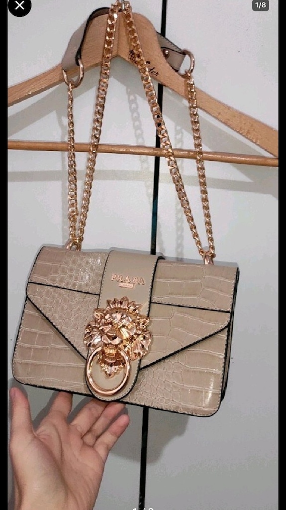 PRADA marka kol ve omuz çantası