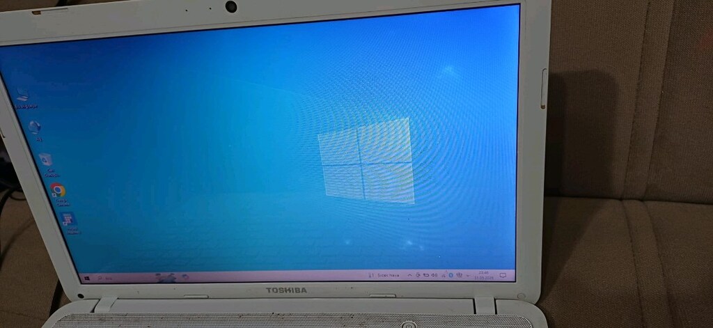 Toshiba i5 3.Nesil laptop - 9