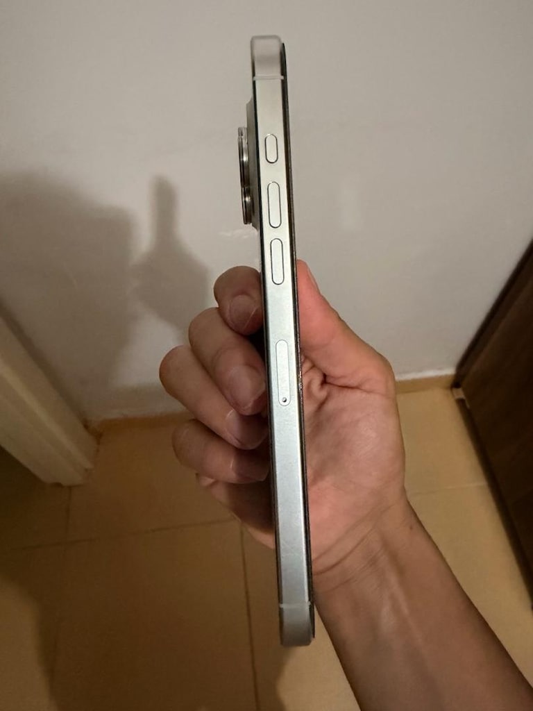 iPhone 16 promax - 3