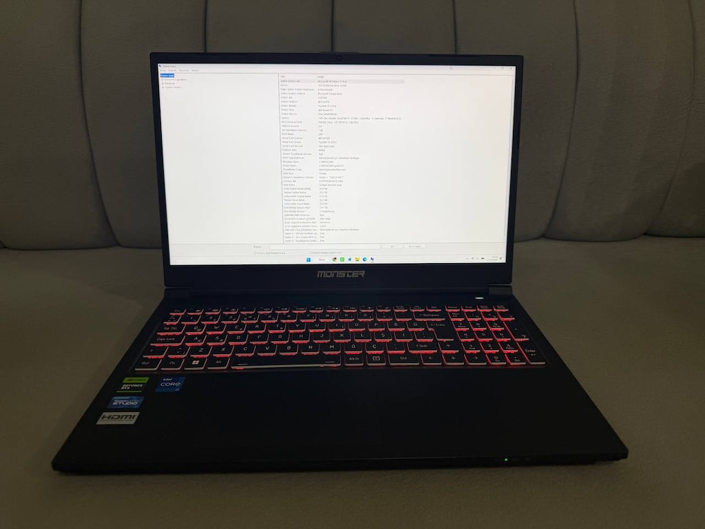 Monster Tulpar T5 V23.4 İ7-12700H RTX4060 8GB 32GB RAM 1TB SSD 144HZ - 17