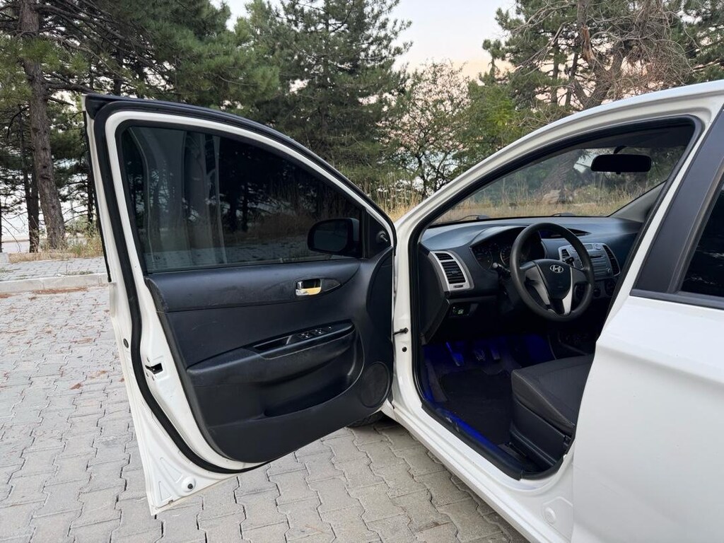 Hyundai i20 2012 model değişensiz - 7