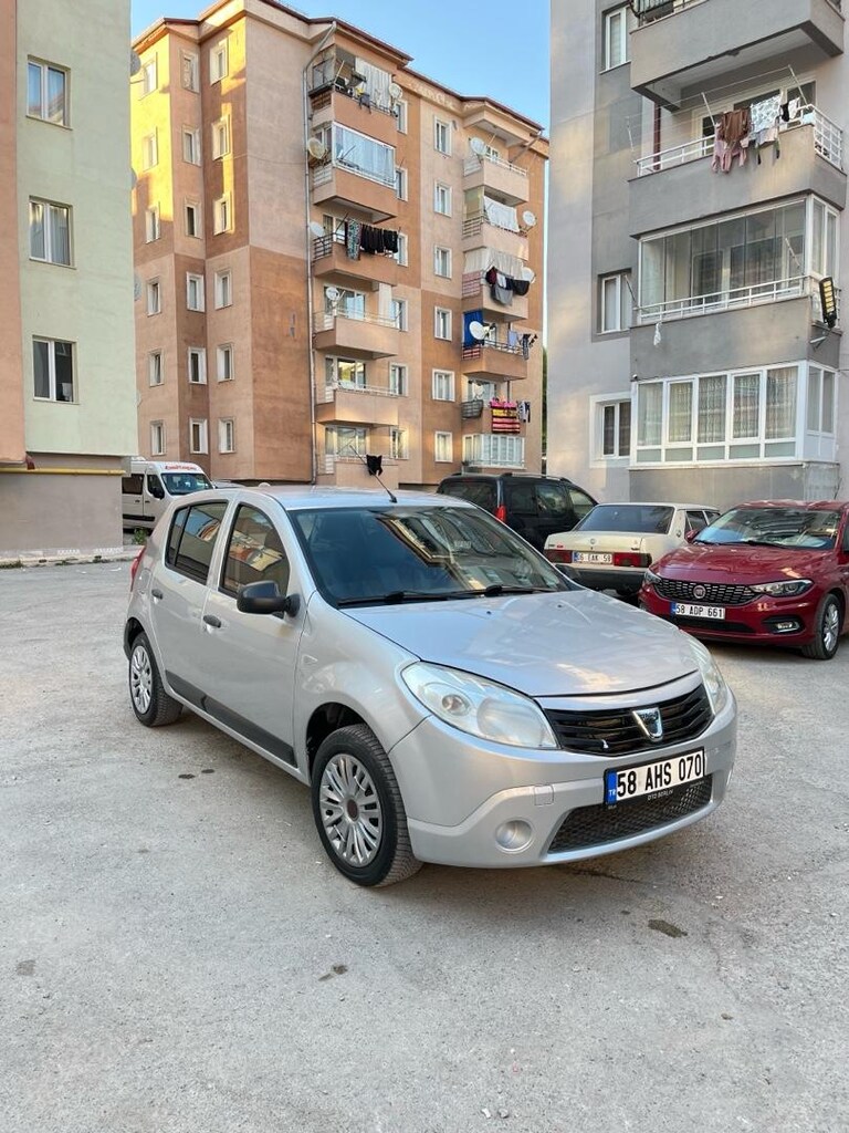 dacia sandero - 8
