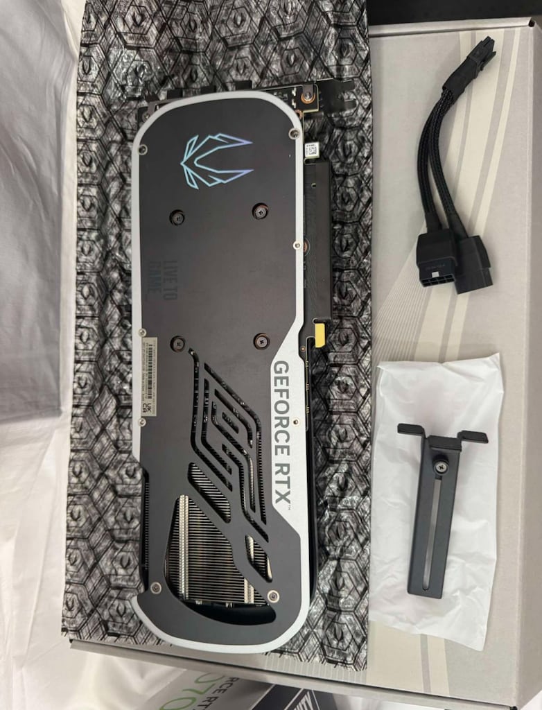 Zotac Geforce RTX 4070 Ti 12 GB Ekran Kartı 4 Aylık Garantili - 5