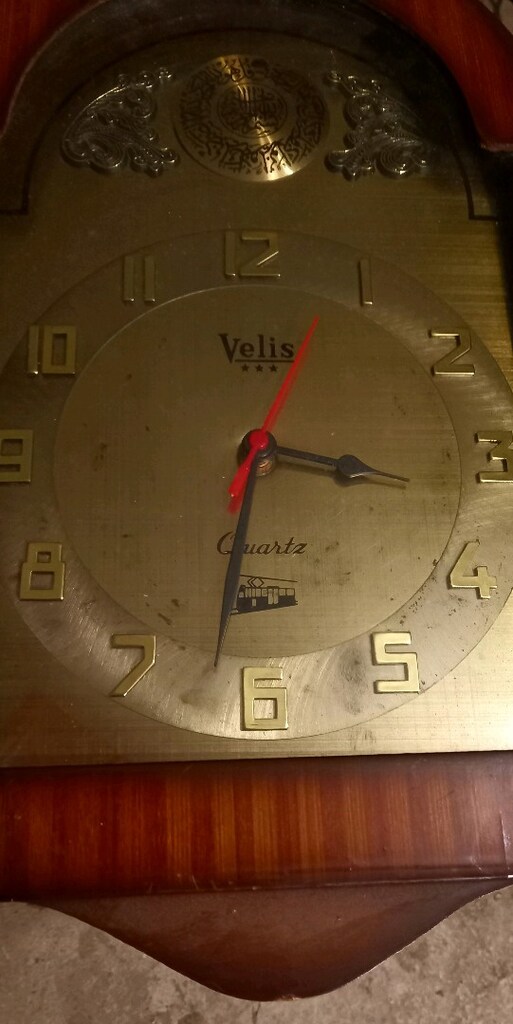ANTİKA 1960'S VELİS QUARTZ, PENCERELİ DUVAR SAATİ. - 9