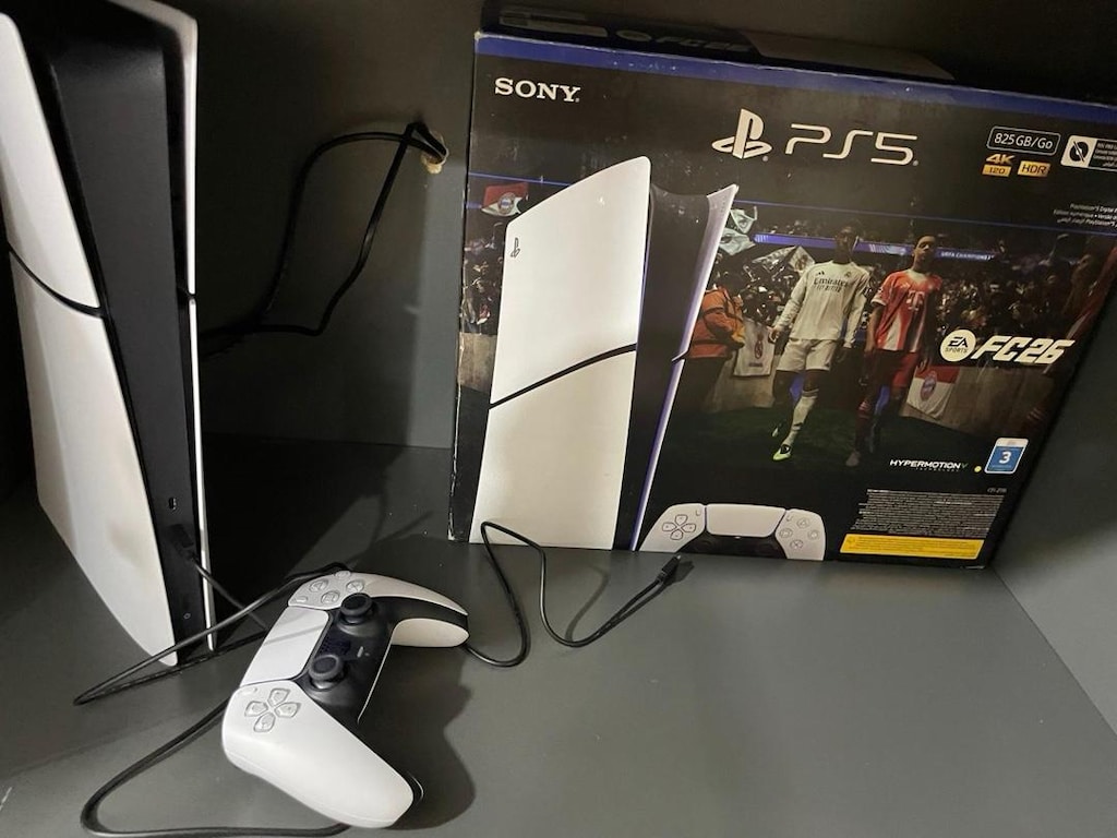 Sıfır ayarında Playstation 5 slim 825 gb - 2