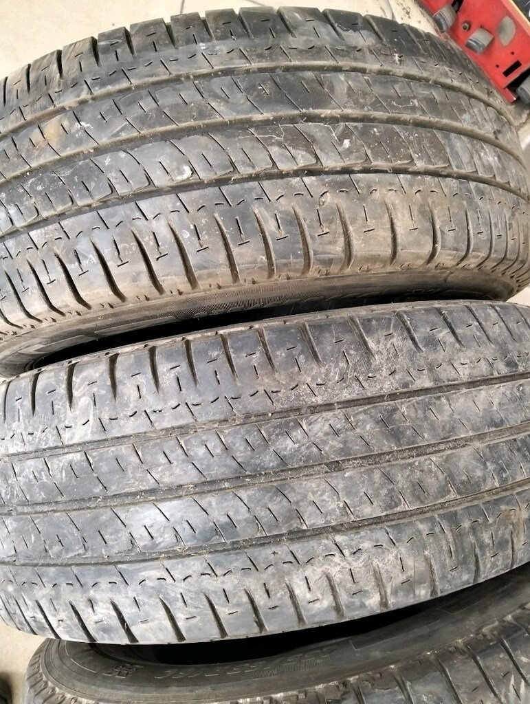 4adet çıkma lastikler 235/65R16C sıfır gibi lastikler - 5