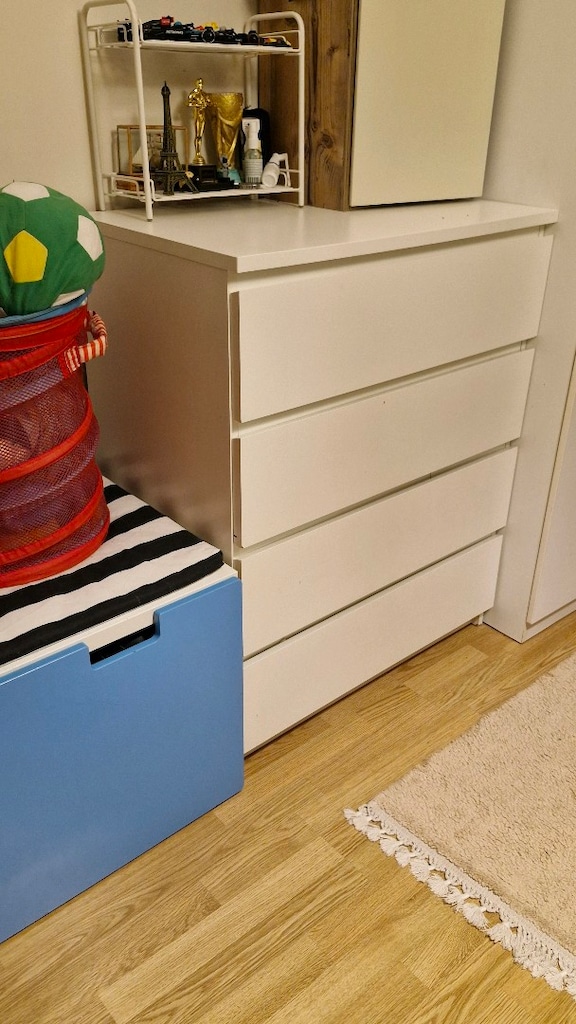 ikea komodin - 3