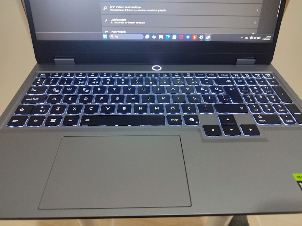 Lenovo Loq i7 13700HX 24RAM 512SSD 8GB RTX5050 LAPTOP TAKASLI - 10