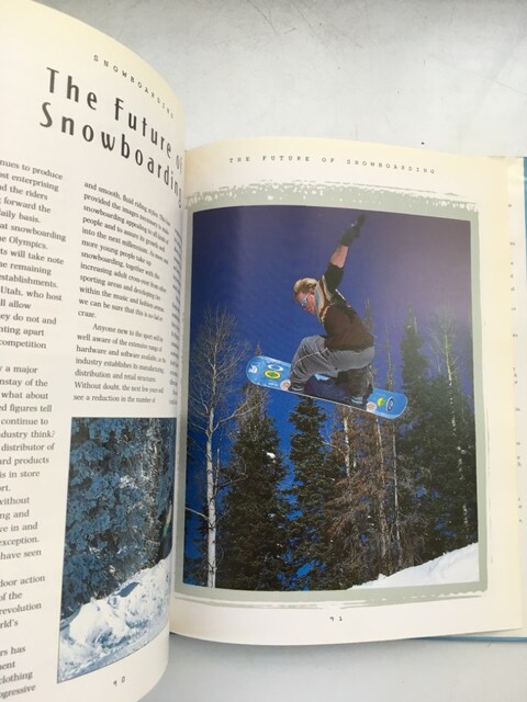 Snowboarding / Jonno Gibbins