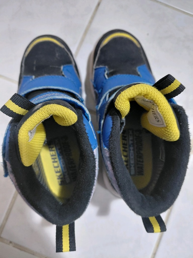 Skechers Su Geçirmez Işıklı Erkek Çocuk Bot - 4