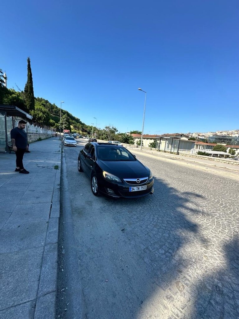 68.000 km \ sunrooflu / deri koltuk / özel paket - 8