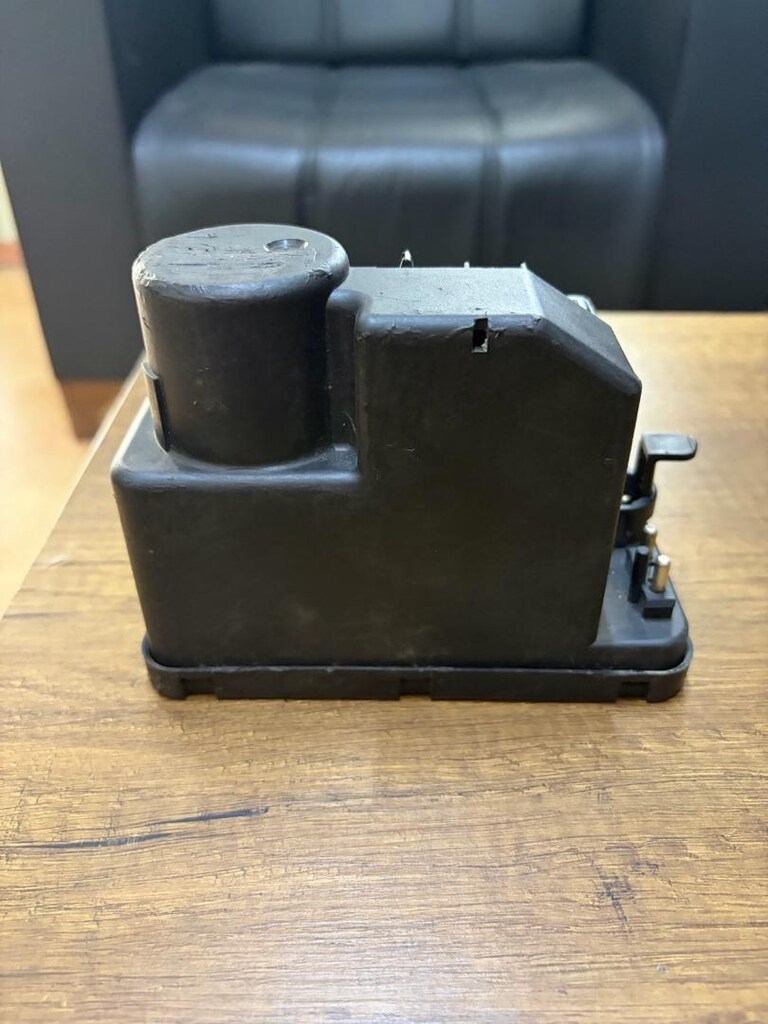 MERCEDES W124 MERKEZİ KİLİT POMPASI 1248001348 ORJ ÇIKMA ÇALIŞIR DURUM - 2