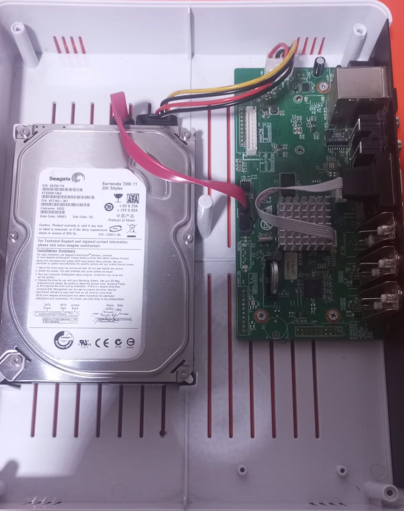 4 Kanal DVR Kayıt Cihazı (XMEYE - 320GB HDD -Adaptör - Mouse) - 2