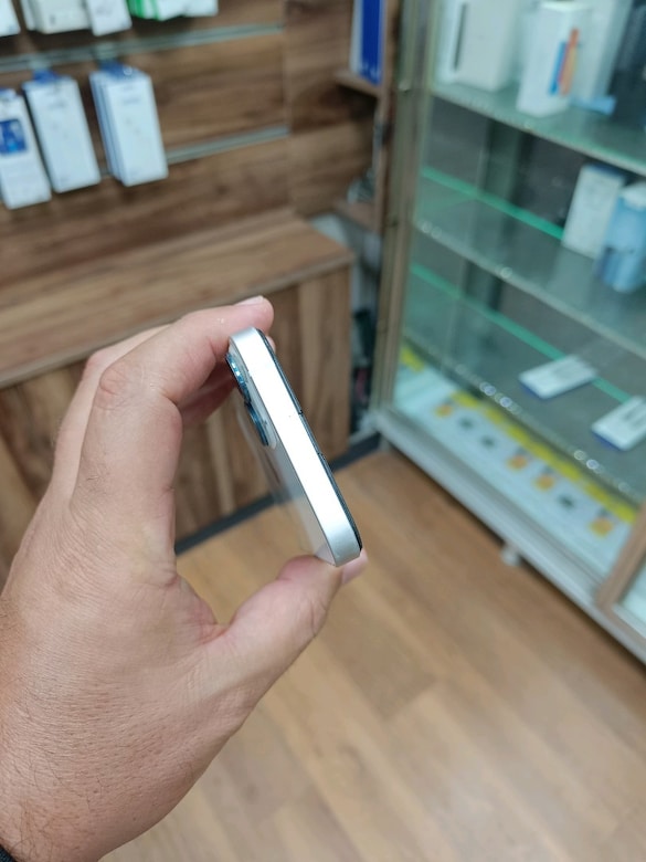 İPONE 13....128gb - 4