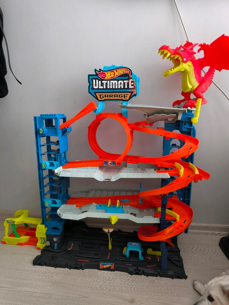 hotwheels ultimate garage - 2
