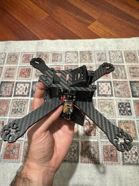 150mm Karbon Mini Drone Gövdesi