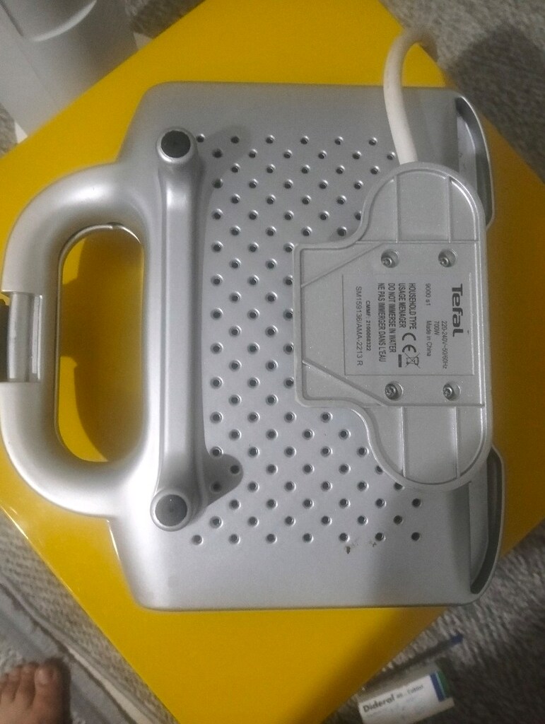 letgo'ya özel fiyat 15 bin değerindeki Tost Makinası - 2