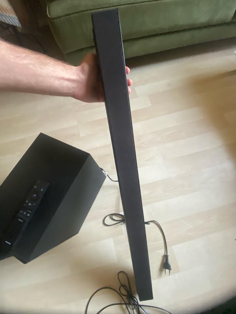 Samsung HW-C450/TK Soundbar - 2
