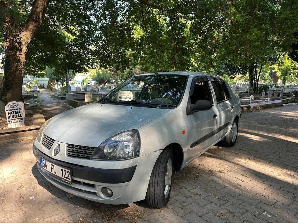 2004 model 1.4 Clio - 3