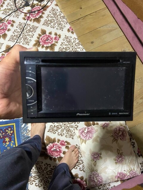 Pıoneer avh x2600BT 3 amfi çıkışlı tesisat teybi