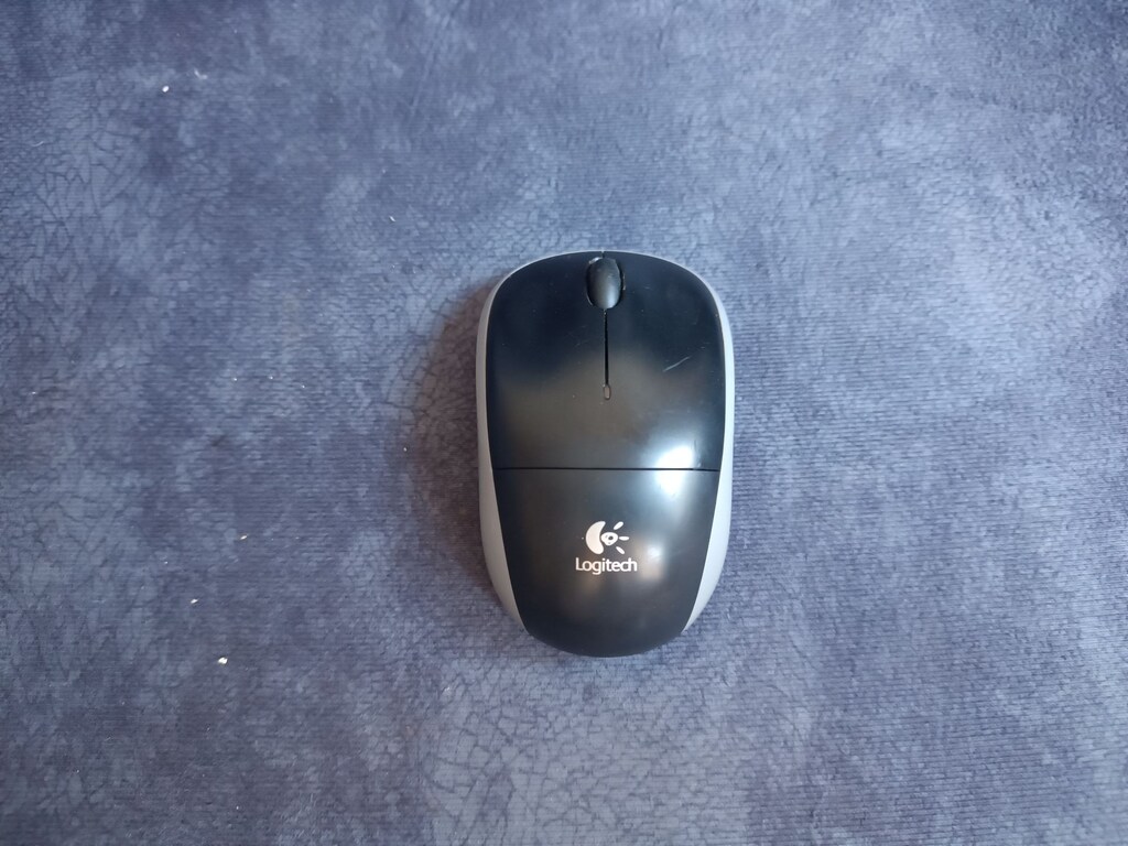 Logitech M180 Mouse - 4