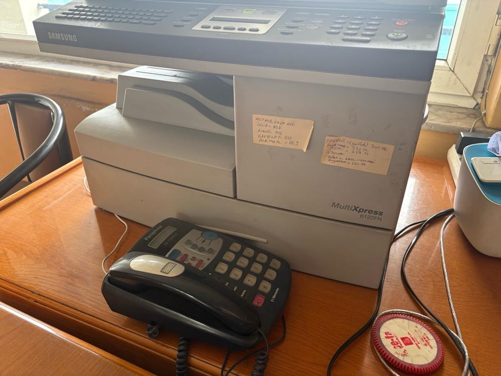 ofis mobilyaları ve tarayıcı fotokopi makinası - 5