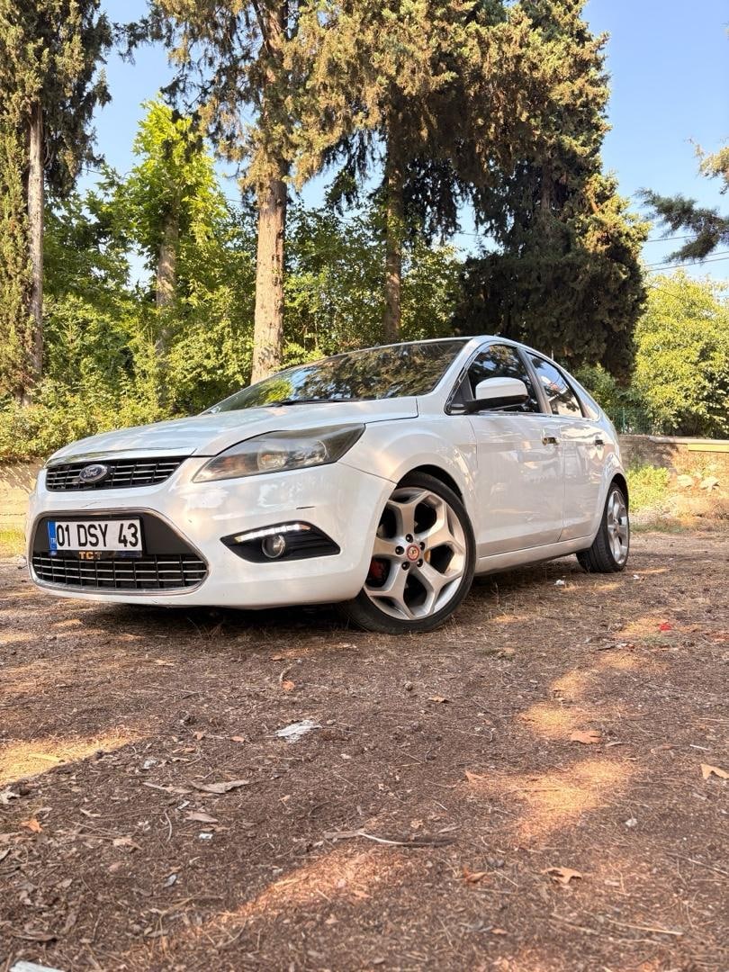 Ford Focus 2011 Titanyum Bakımlı ve Tertemiz - 3