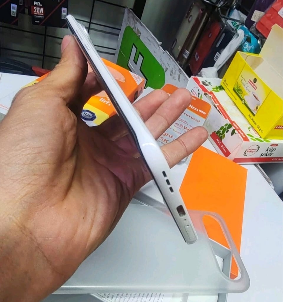 SIFIR KAPALI KUTU Türkiye Garantili TR Tekno Pova Slim 5G Dünyanın en - 7