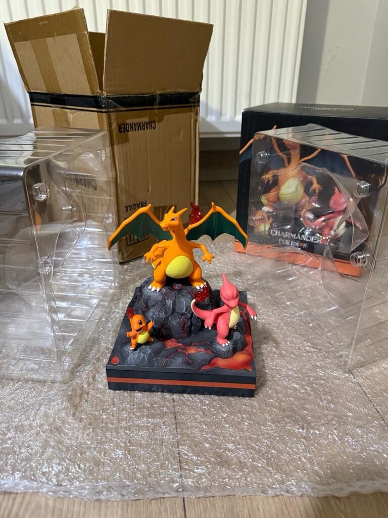 Charizard Figür seti - 2