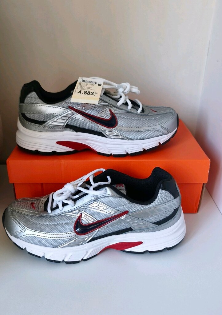 Nike INITIATOR Gri Erkek Sneaker spor ayakkabı orjinal. 41.(SON FİYAT)