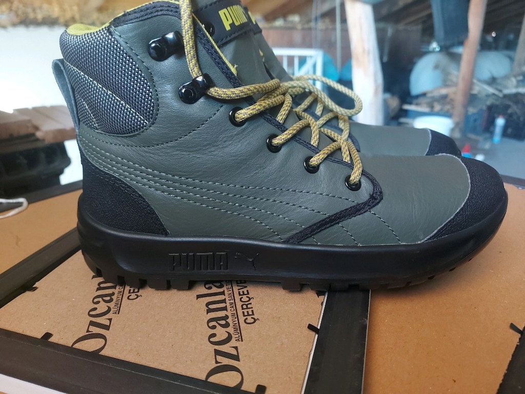PUMA 40.5 numara Özel seri %100 deri bot