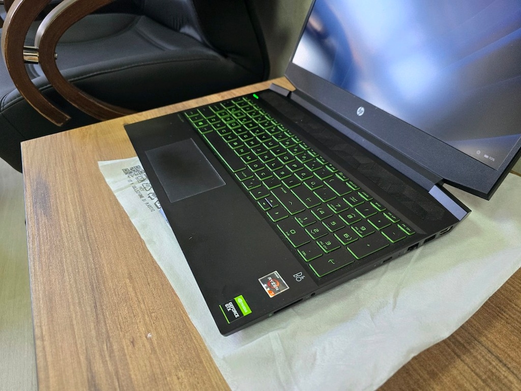 SİFİR GİBİ HP GAMMİNG DİZÜSTÜ BİLGİSAYAR LAPTOP - 4