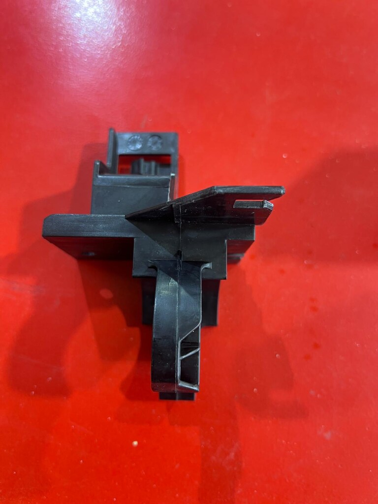 6R0955195 POLO CAM YEDEK DEPO DOLUM BAĞAZI TUTUCU - 2