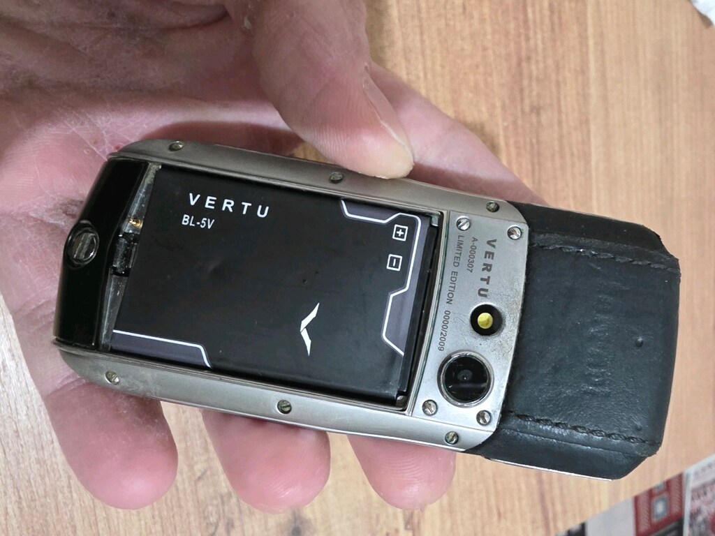 Wertu telefon - 9