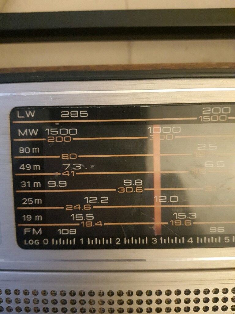 Selena Radyo Euromatic B-217 FM li 8 Bant dünya radyosu antika - 11