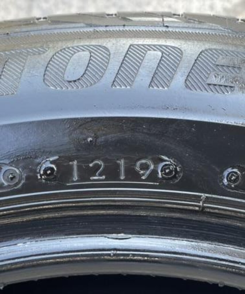 205 55 16 BRIDGESTONE 91V TURANZA T001 - 10