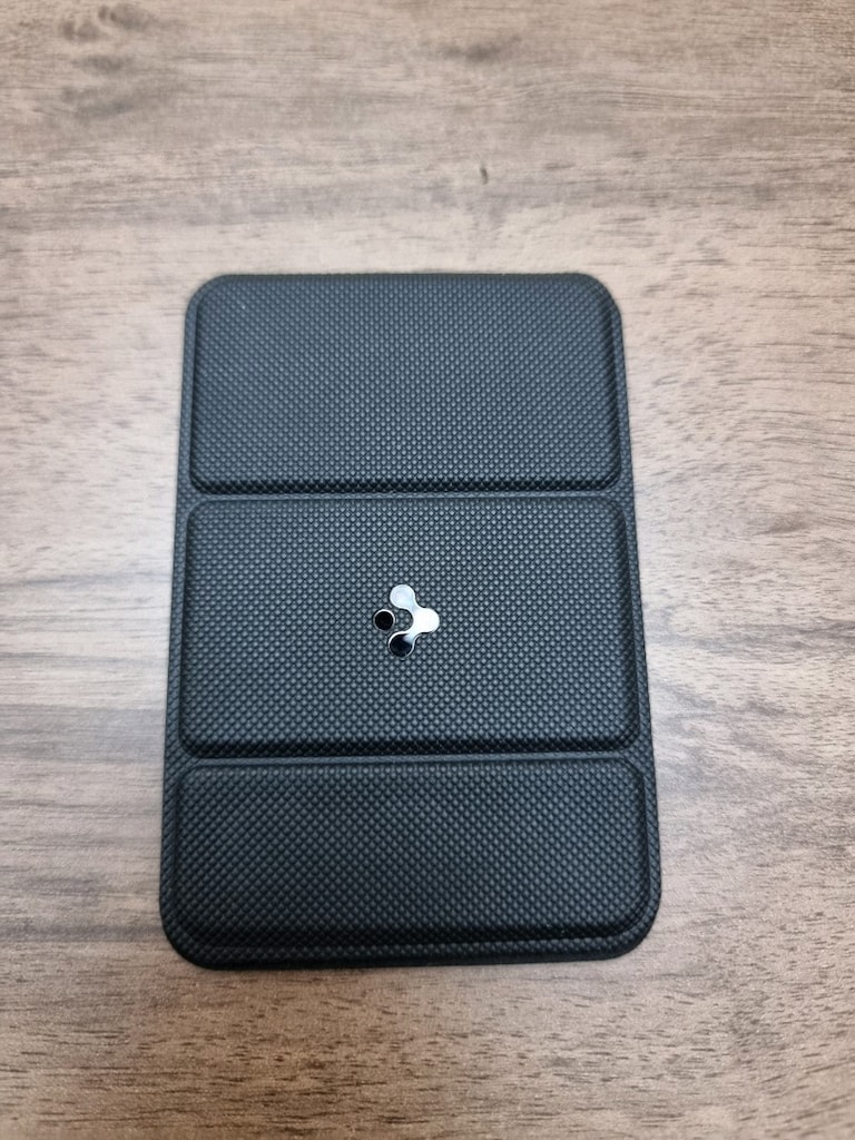 Spigen MagSafe Uyumlu Katlanabilir Kartlık & Stant Cüzdan - 3