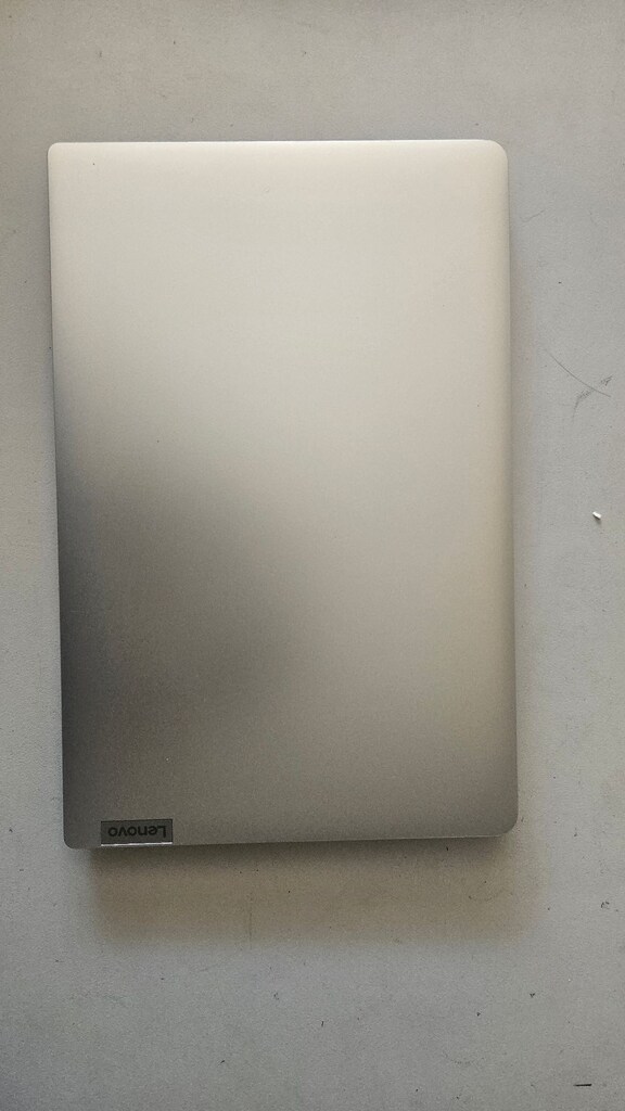 Lenovo Celeron İşlemcili 4 GB DDR4 Ram 128 GB SSD Kutulu Laptop - 7