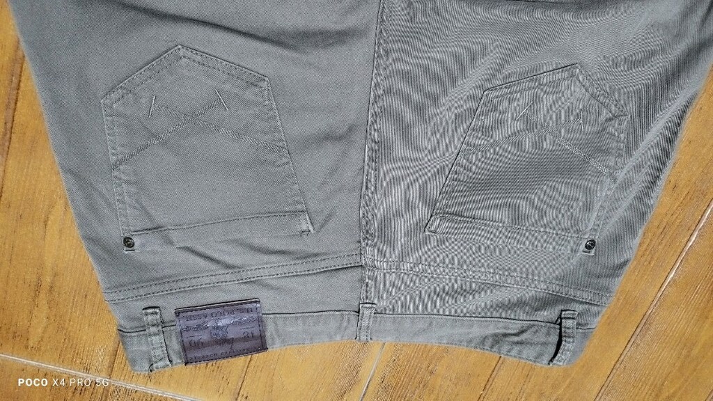 #U.S Polo pantolon..Yenidir lakin dolaptan çıkarırken bacakta özür - 5