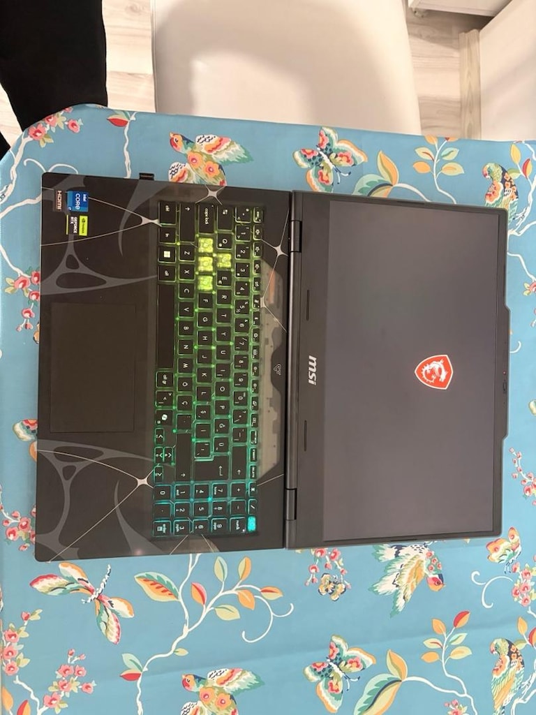 MSI CYBORG 15 RTX 5060 GAMING LAPTOP + FULL GAMING SET - 2