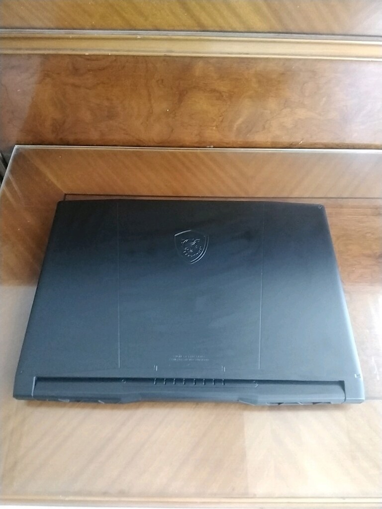 MSI Katana 15 B12V Notebook - 4