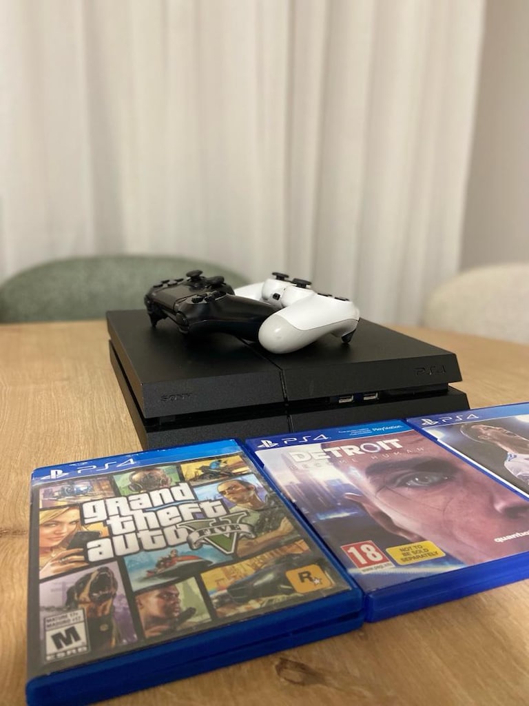 PS4 FAT KASA 500 GB | 2 KOL | 3 OYUN | SORUNSUZ(İHTİYAÇTAN SATILIK) - 2