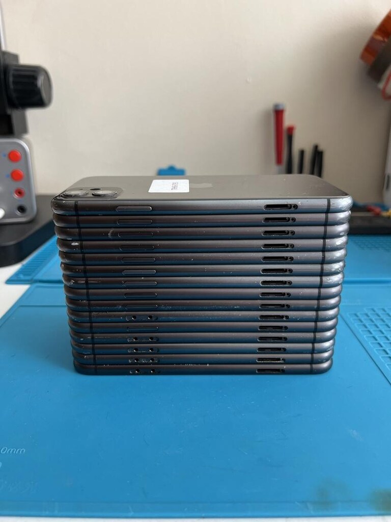 iPhone 11 Kasa Siyah Orjinal Apple Çıkma - 9