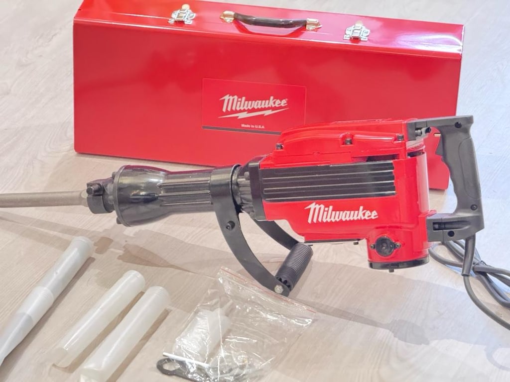 MILWAUKEE PROFESYONEL 16 KG KIRICI HİLTİ DARBELİ SIFIR ÜRÜNDÜR - 2
