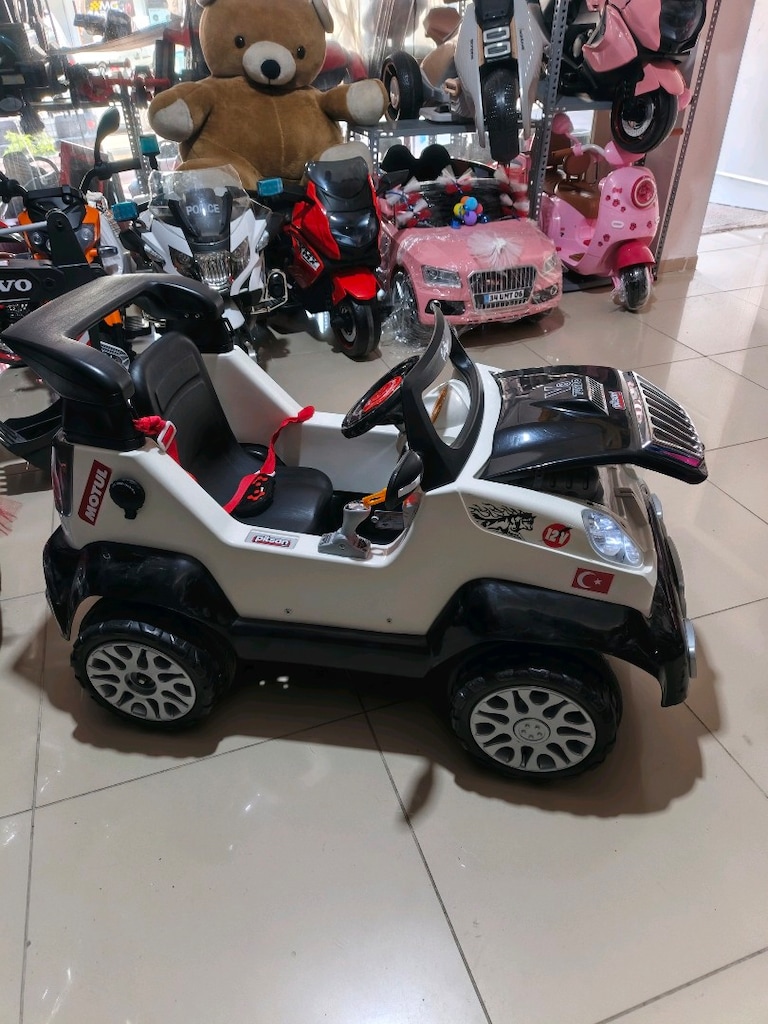 (AnkaCar çocuk oto galeri)2 MOTOR TURBO GÜÇLÜ KUMANDALI AKÜLÜ ARABA - 2