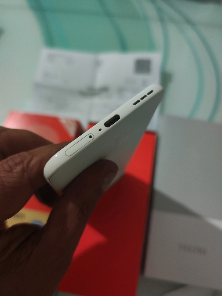 KARTA TAKSİT 09.11.2027 GARANTİLİ TECNO SPARK SLİM 5G 8/256 GB HAFIZA - 8