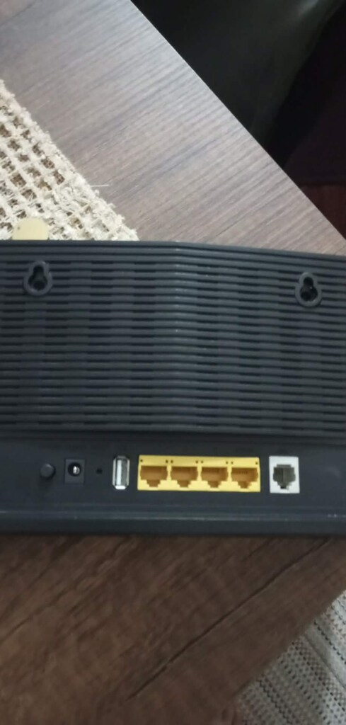 TÜRK TELEKOM MODEM ZYXEL MODEL TEMİZ KULLANIŞLI PAZARLIKSIZ 1000 TL - 4