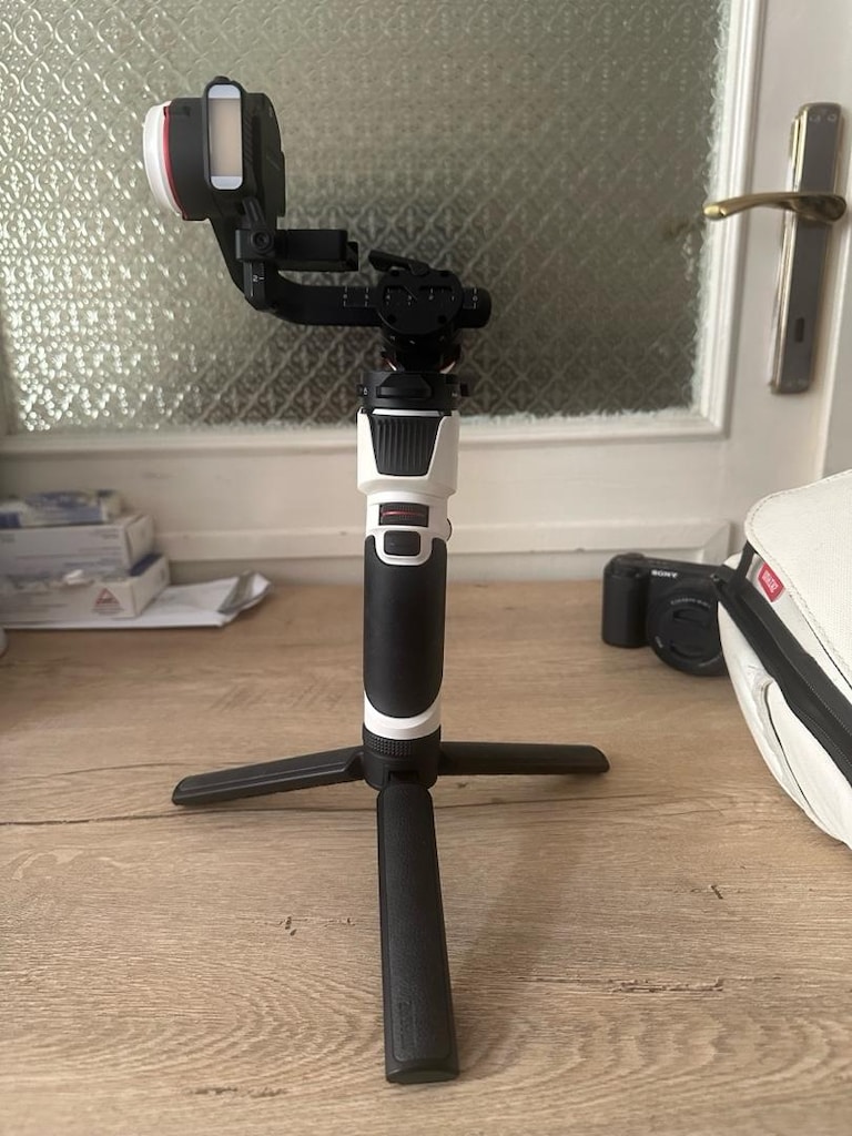 Sony Zv-e10 ve Zhiyun Crane M3 Gimbal Set - 6