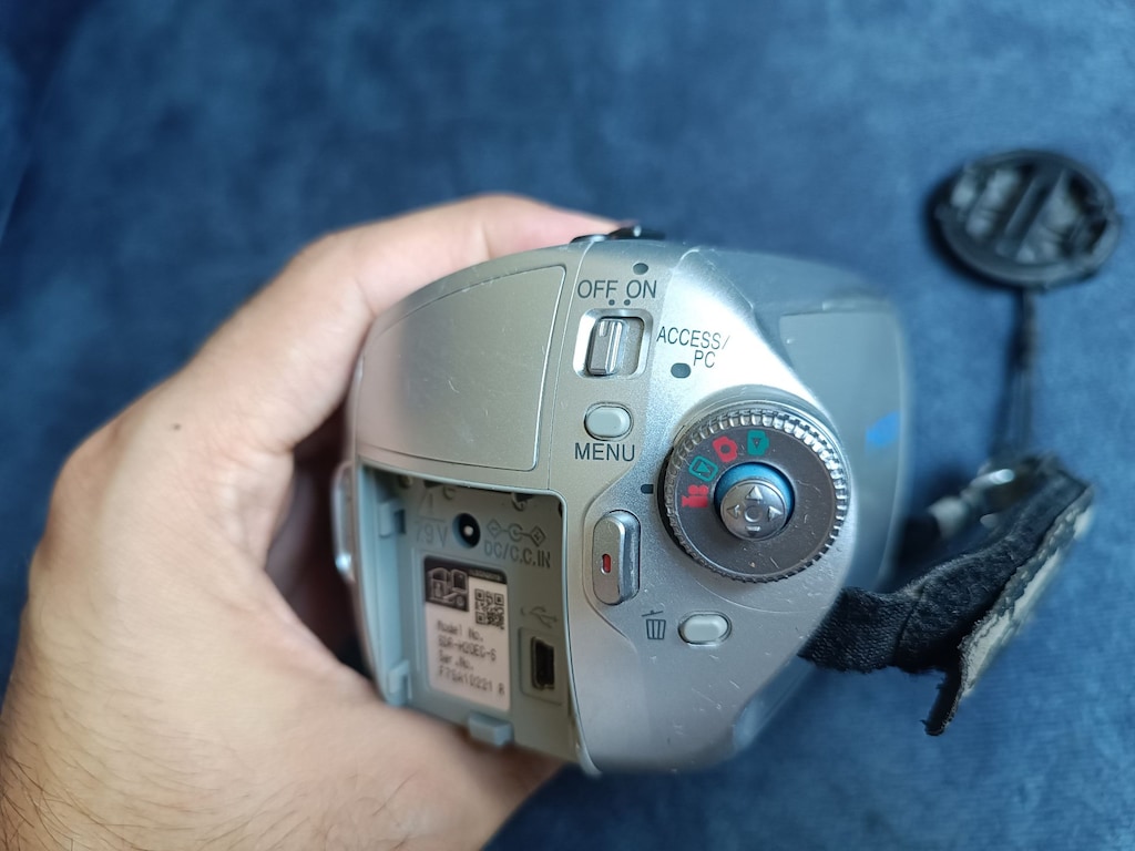 Panasonic SDR-H20EG-S Video Kamera - 7